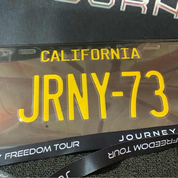 Journey 50th anniversary, freedom tour, VIP fan memorabilia pack. - Picture 2 of 7